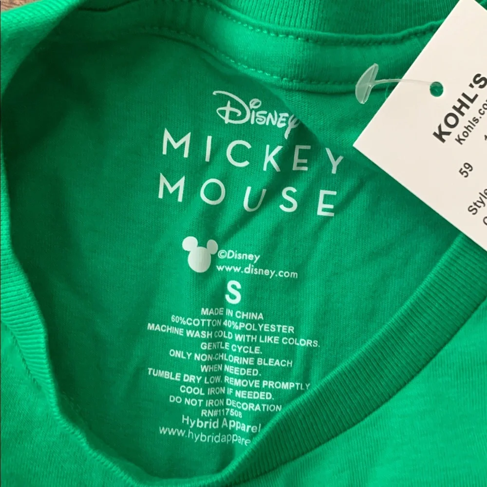 Mickey Christmas tshirt - Picture 3 of 3